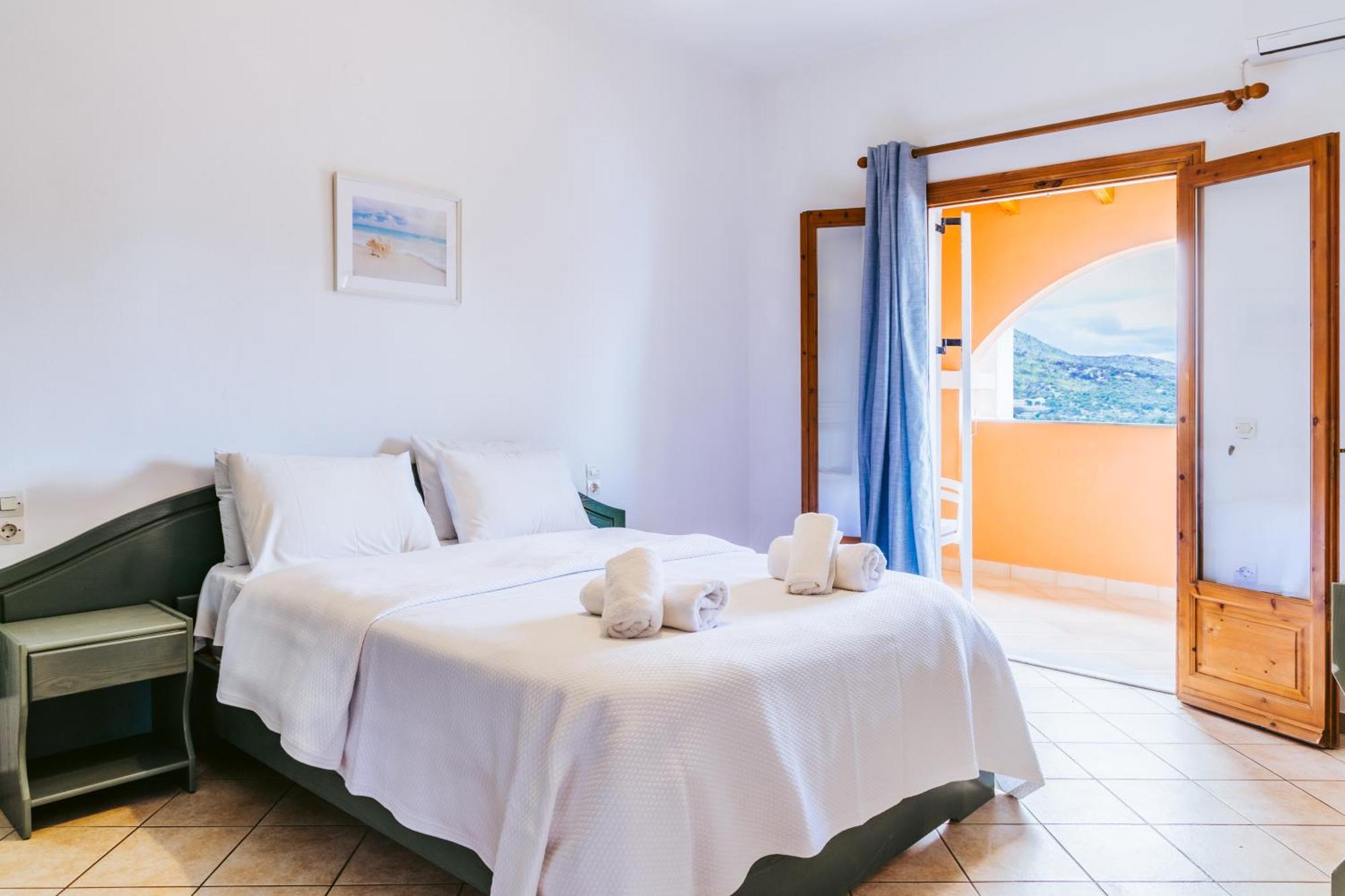 Porto Kassiopi Apartments Kültér fotó